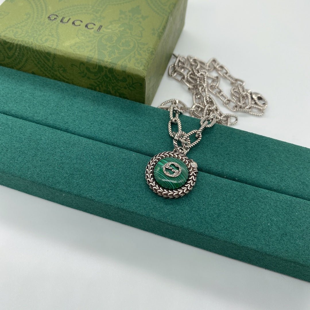 X1R75B40X Popular    Necklaces . Bracelets