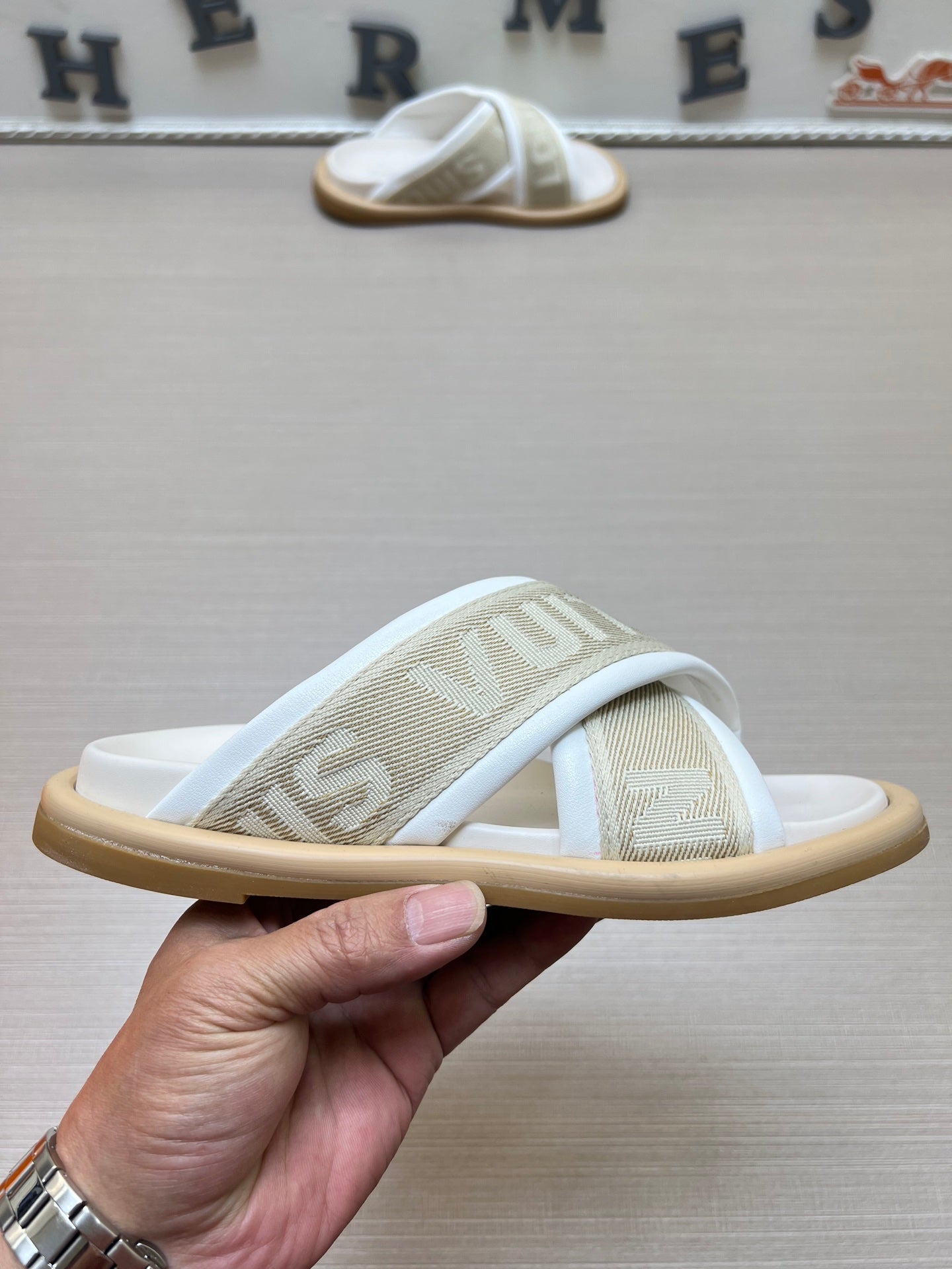 Z5Z35E271 Popular Slippers