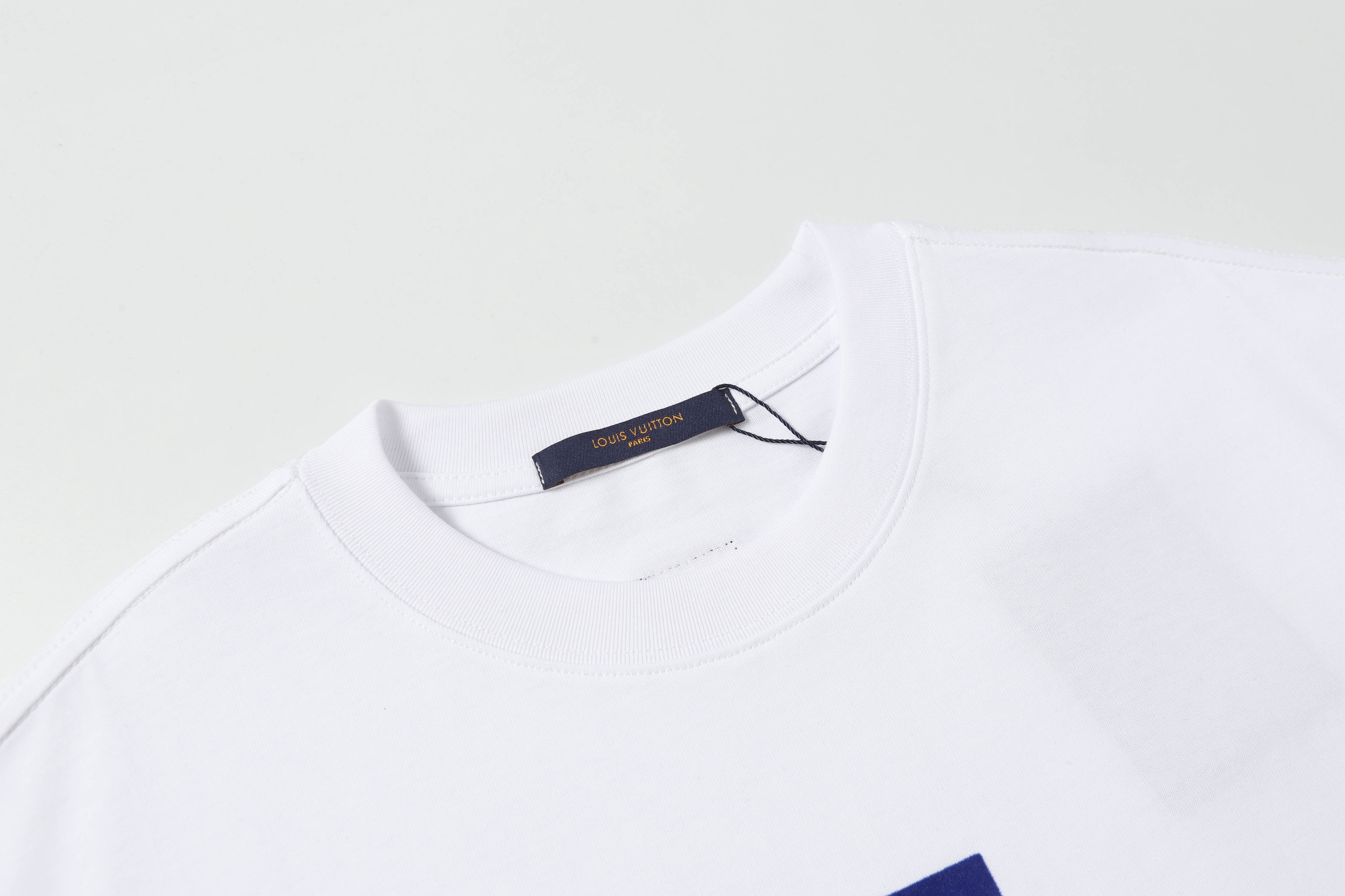U1R45E151 Popular T-shirt