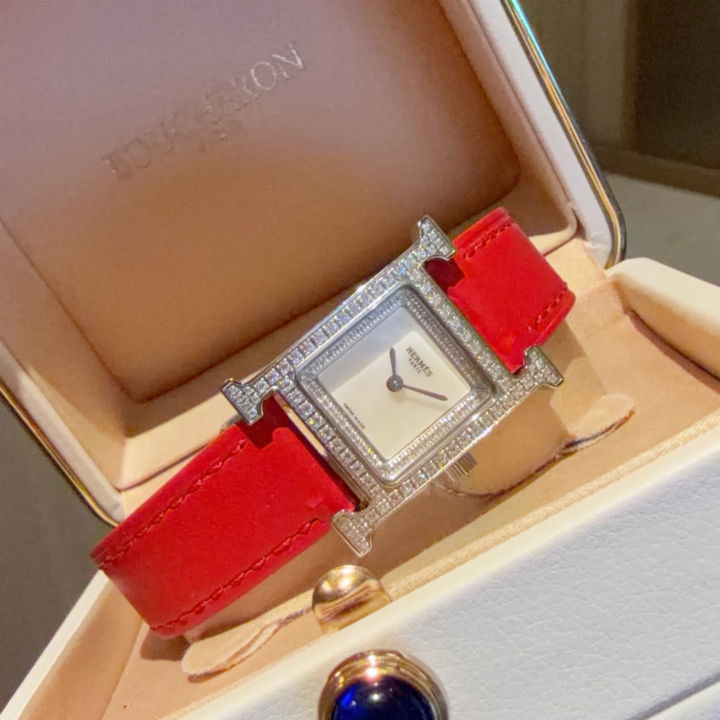L1R36H70 Popular Watches