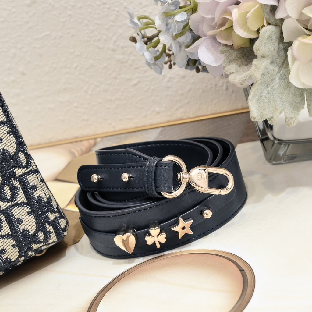 B1X54D439 Popular   embroidery bag
