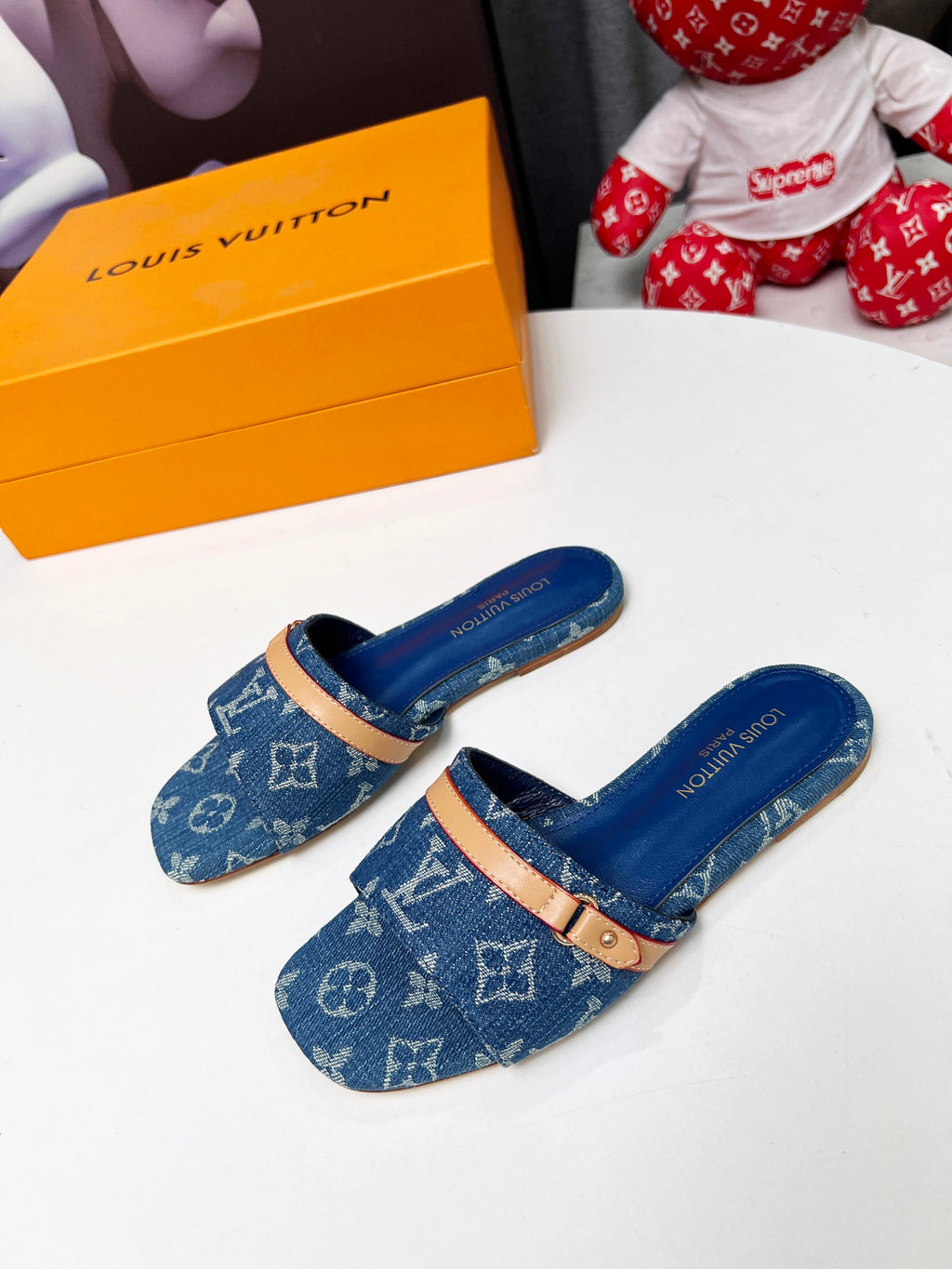 Z2R45E23  Popular high-quality shoes