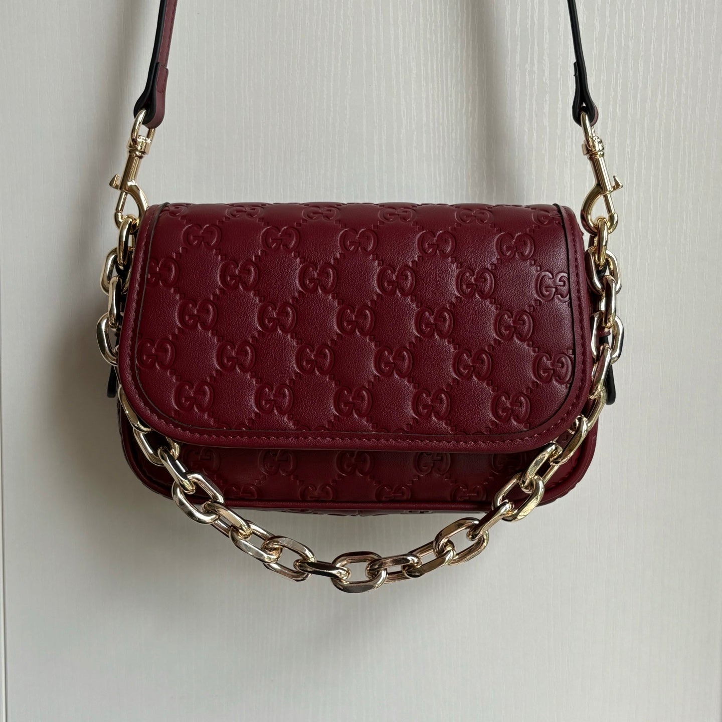 B1P36C60 Popular leather bag