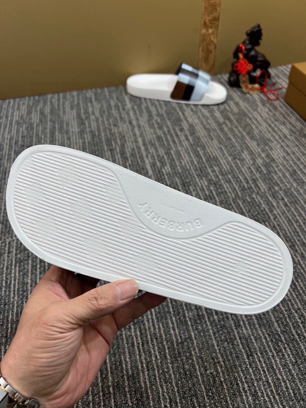 Z5Z35R262 Popular Slippers