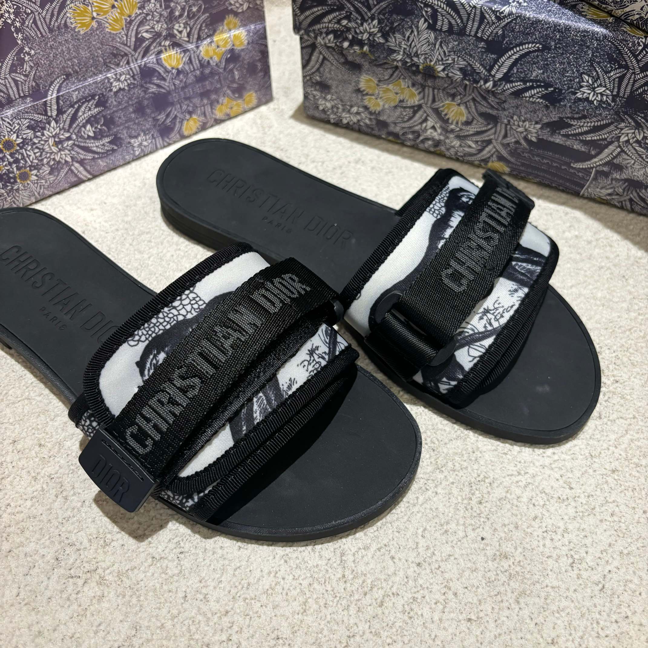 Z1ZD17 Popular slippers
