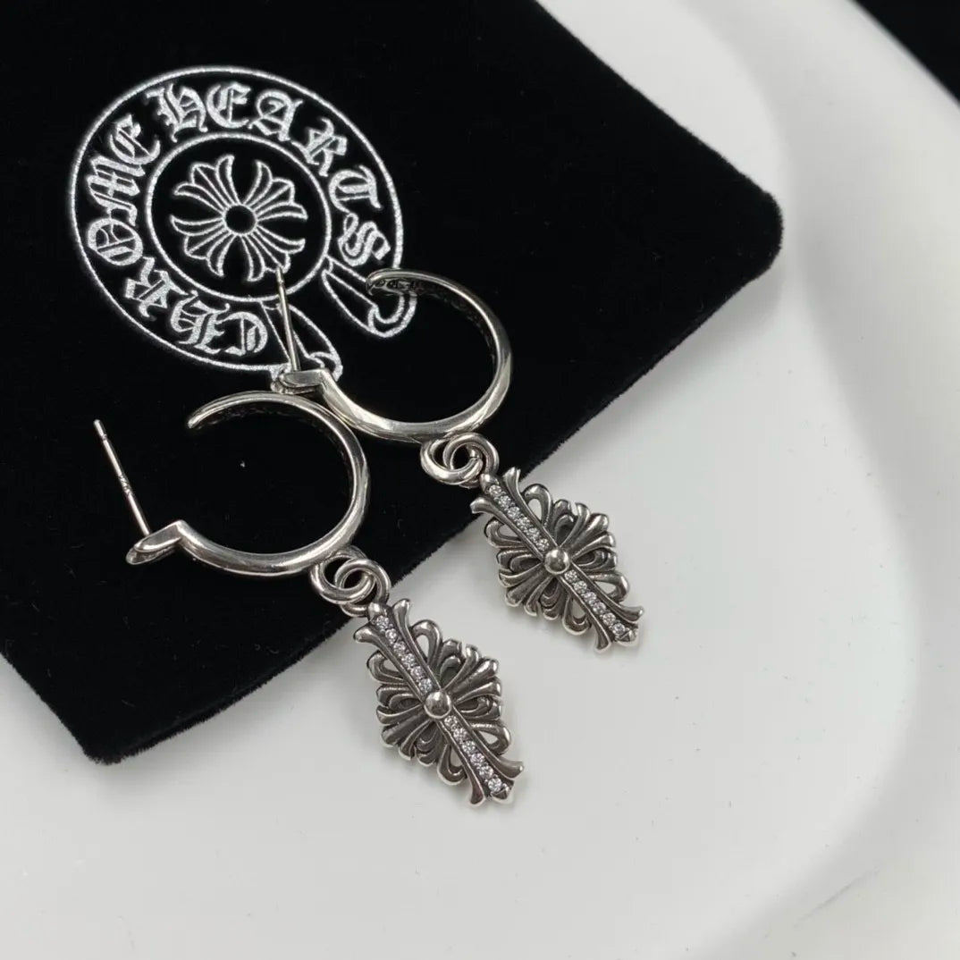 X1Q45A1E Popular    Earrings
