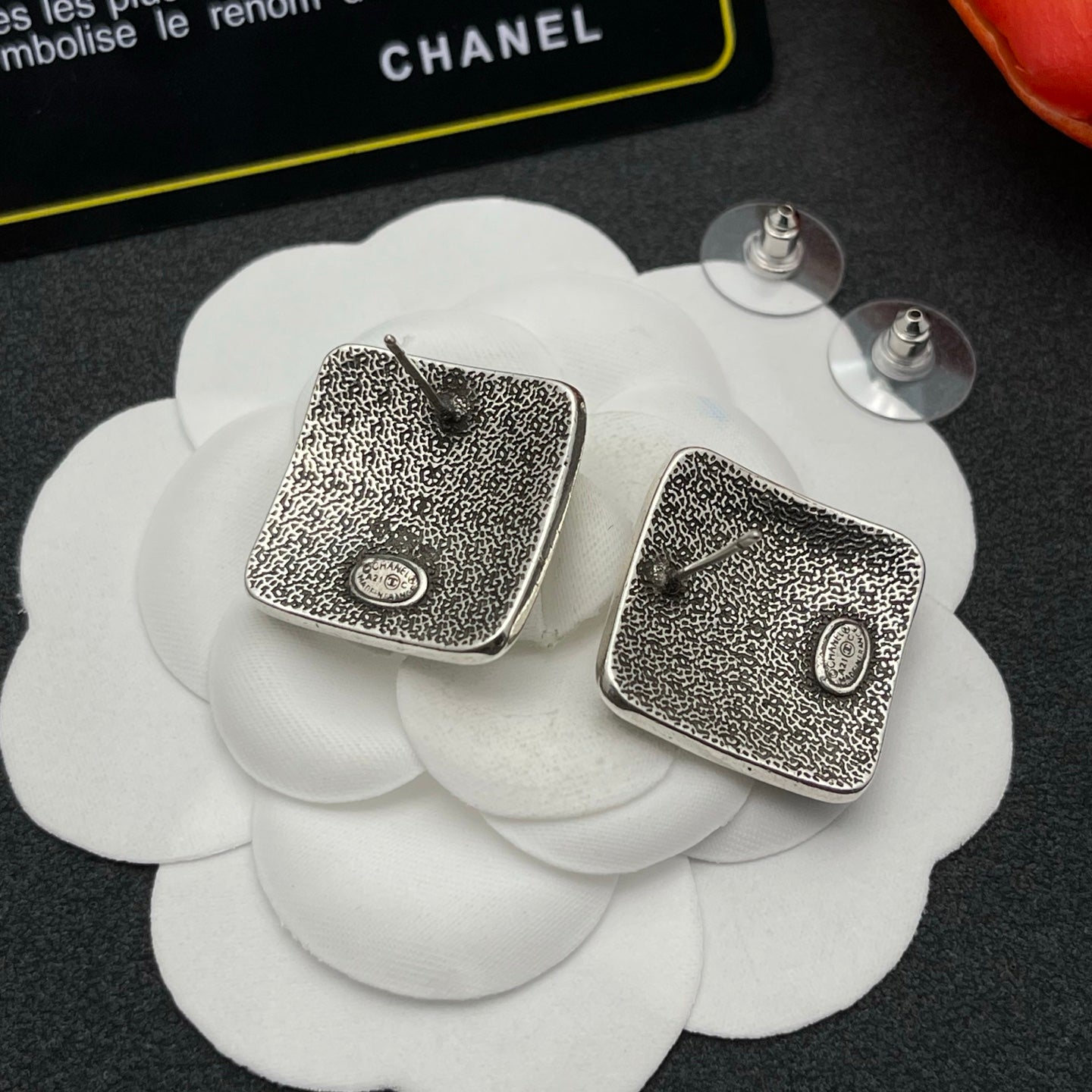 X1Z95C45E Popular Earrings