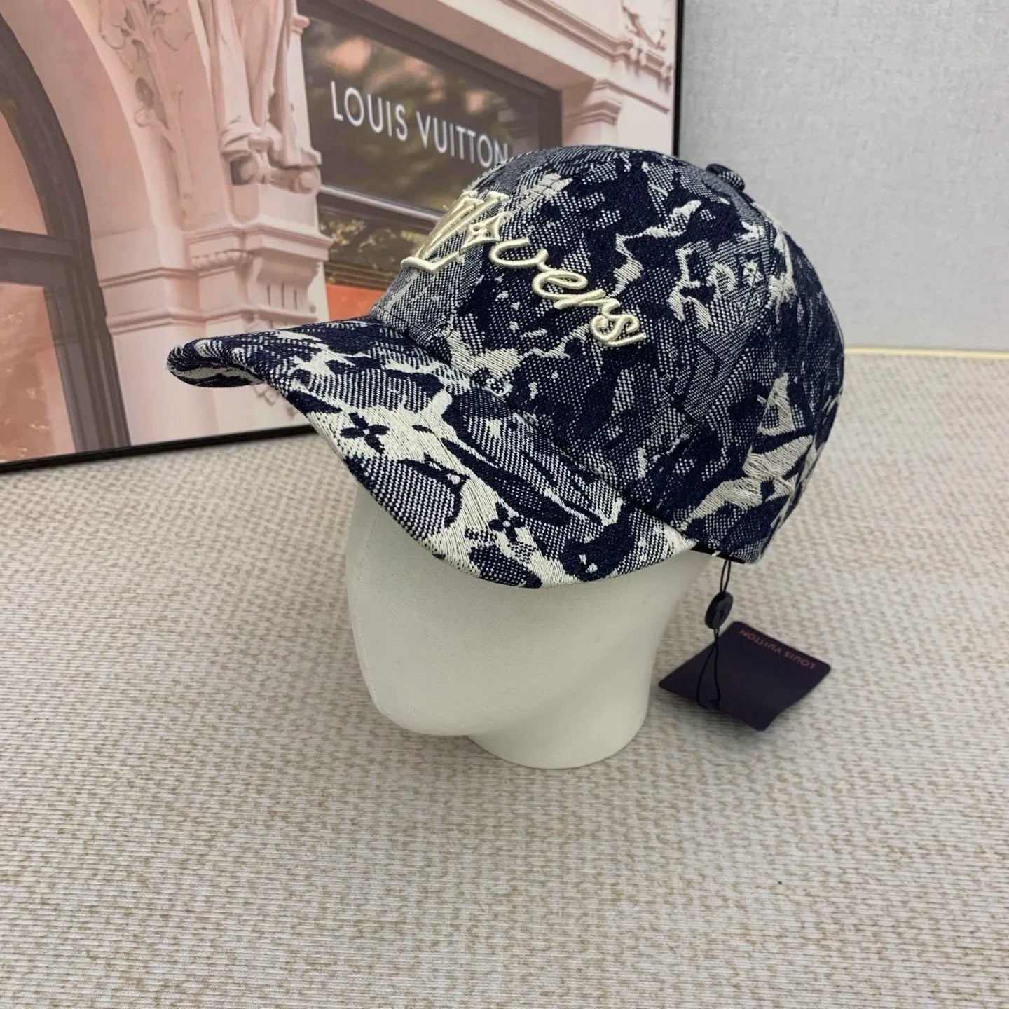 M1N65E5 Popular   hats