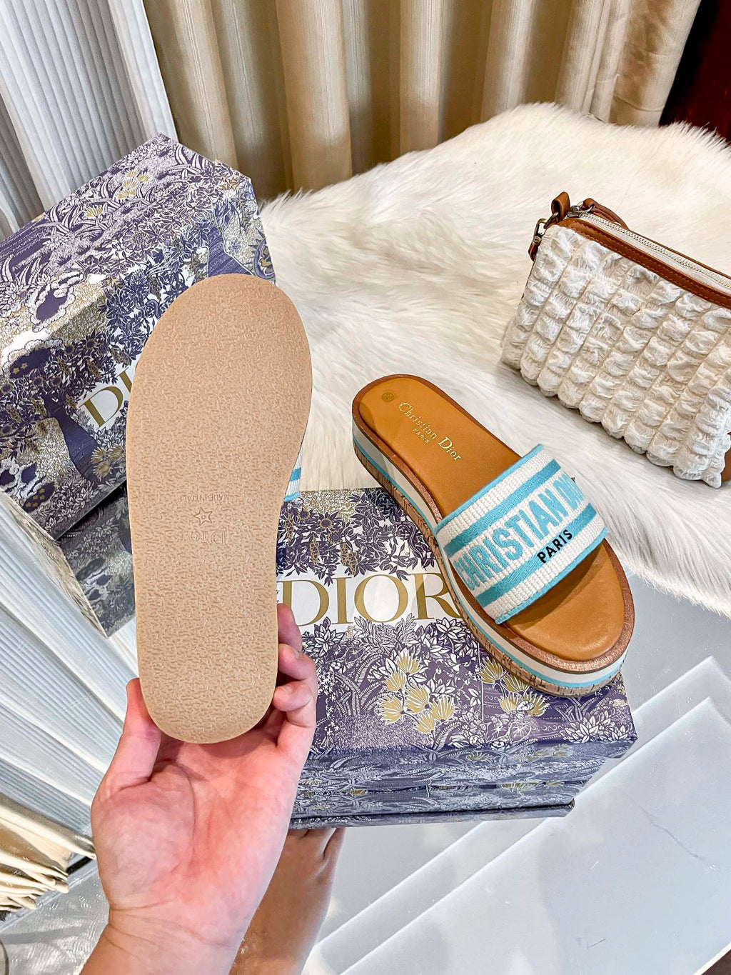 Z1LD22 Popular slippers