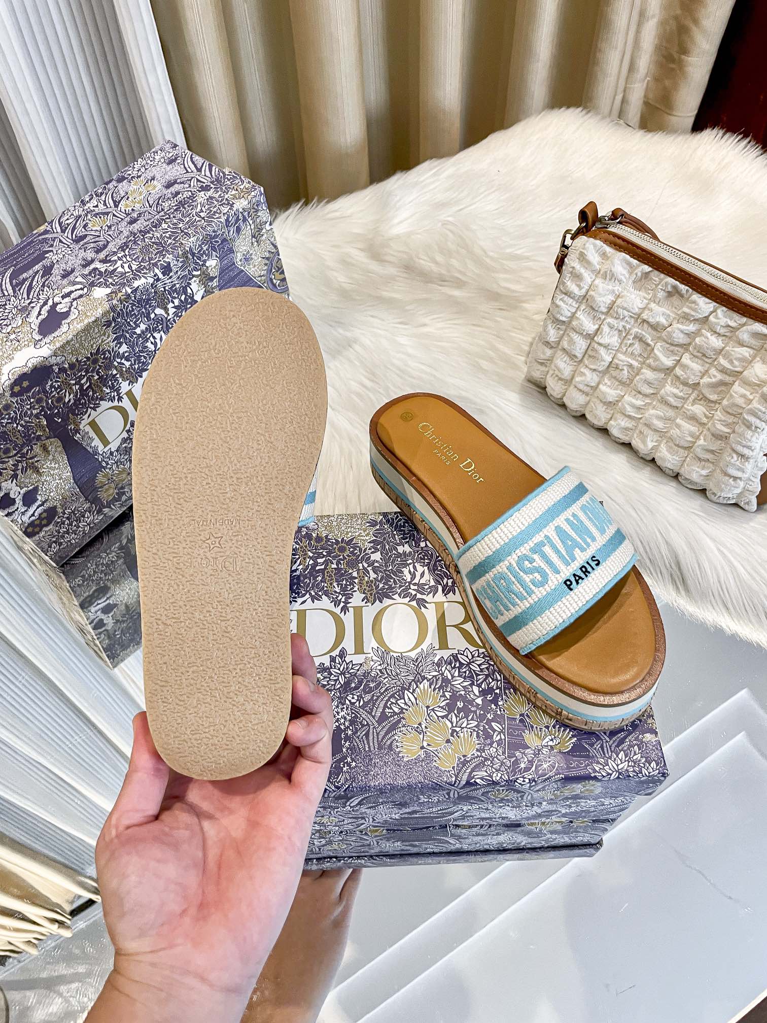 Z1LD22 Popular slippers