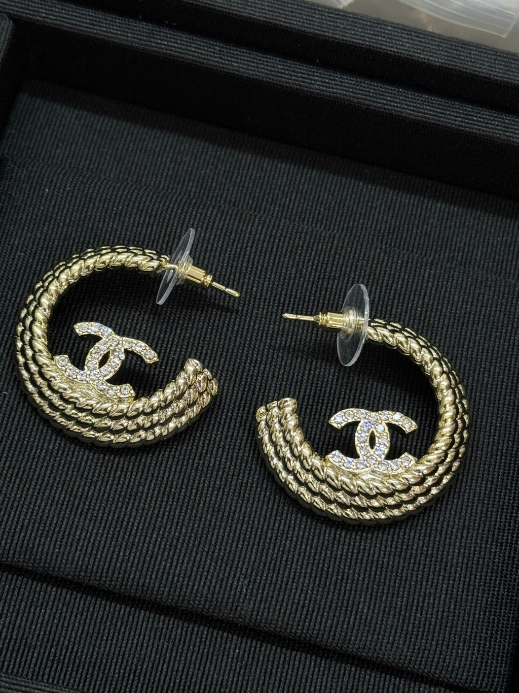 X1Z95C52E Popular Earrings