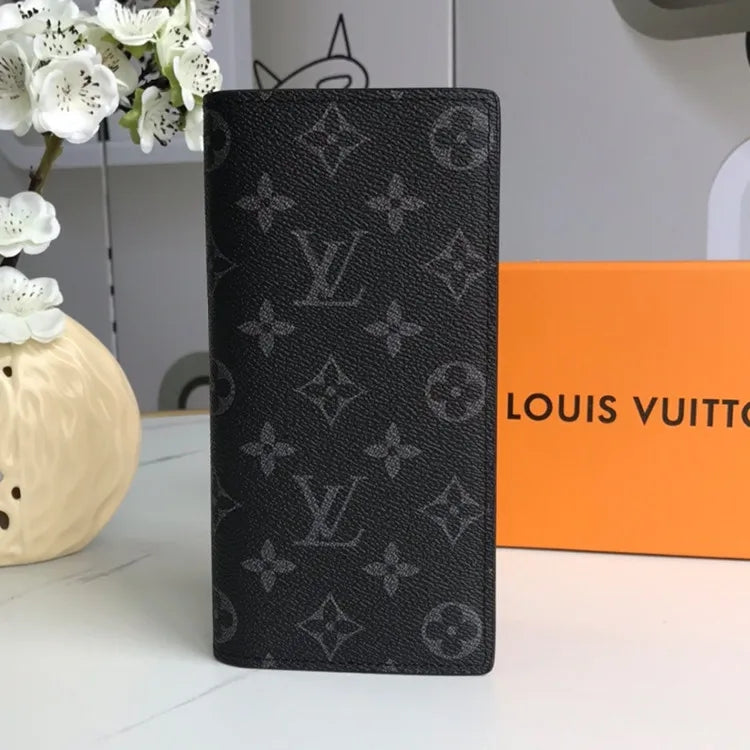 B1X31E2 Popular leather wallets