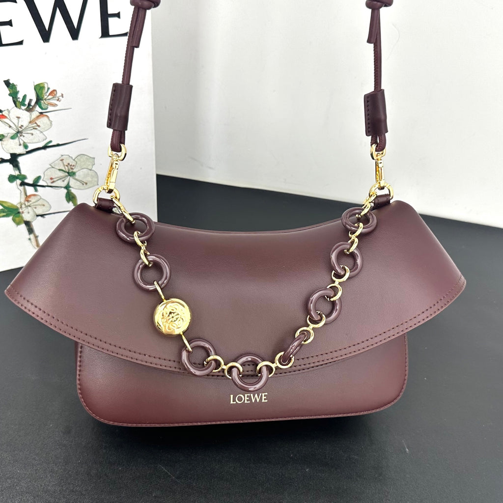 B1R66A10 Popular leather bag