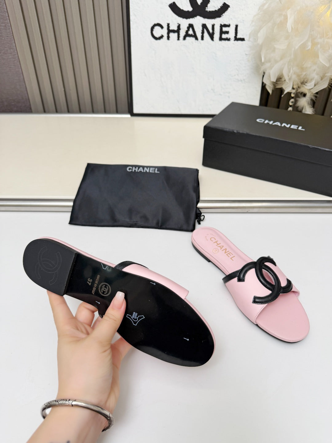 ZPX76C6  Popular high-quality leather slippers