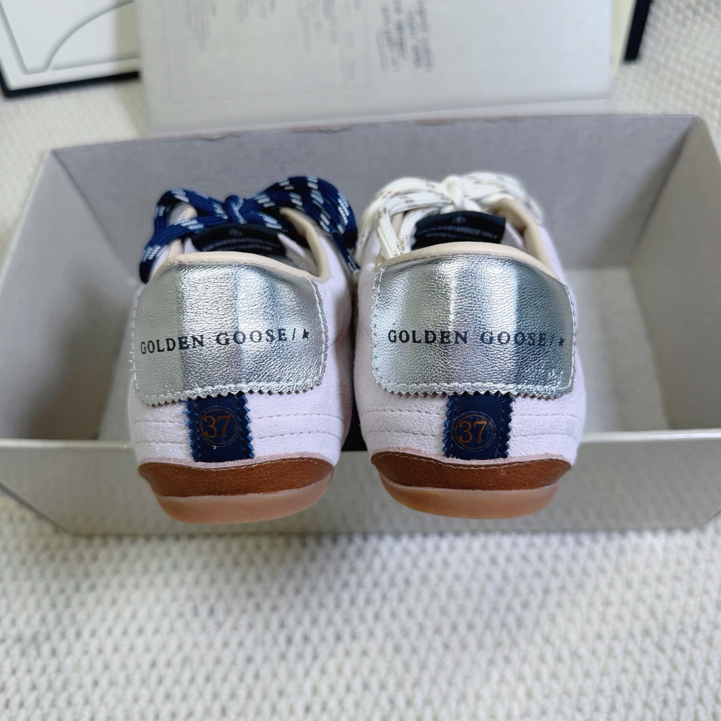 Z2R76GE18 Popular high-quality shoes