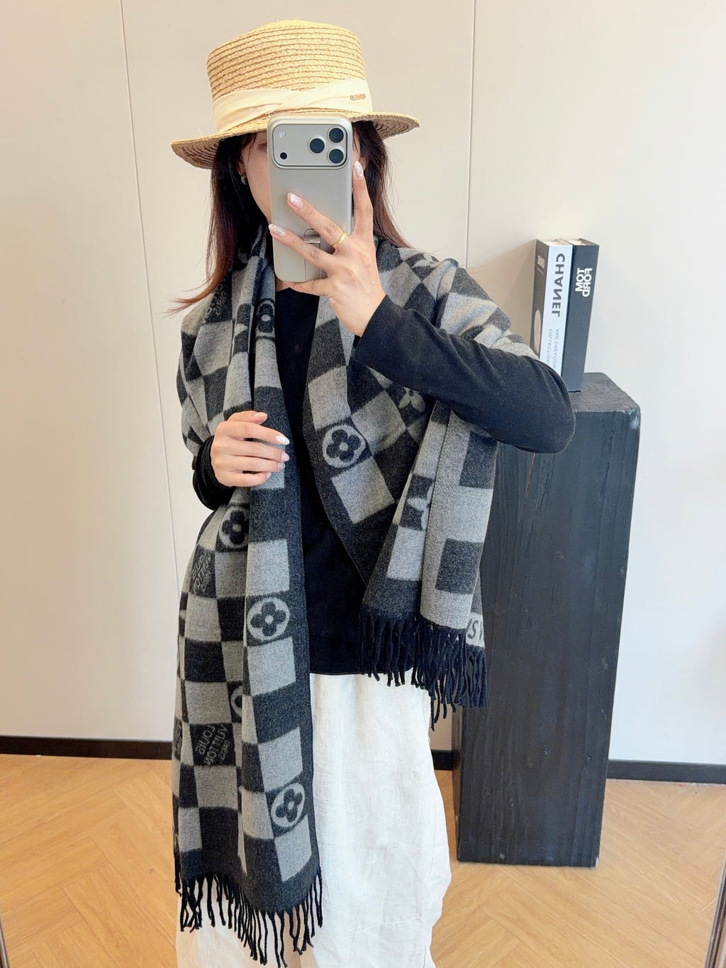 W1R86E22 Popular Winter Scarves