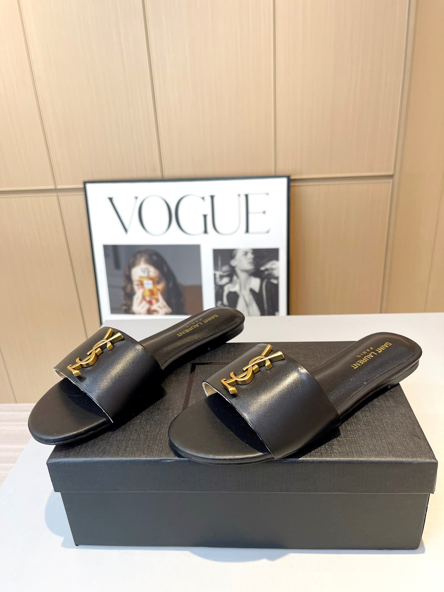 Z2Z85SL32  Popular leather  Shoes