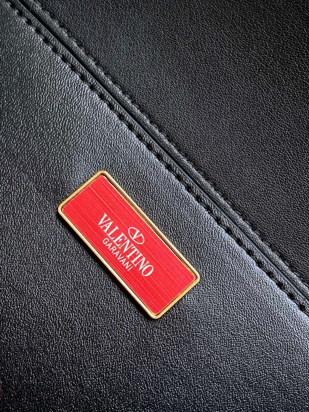B1R76VL33 Popular leather bag