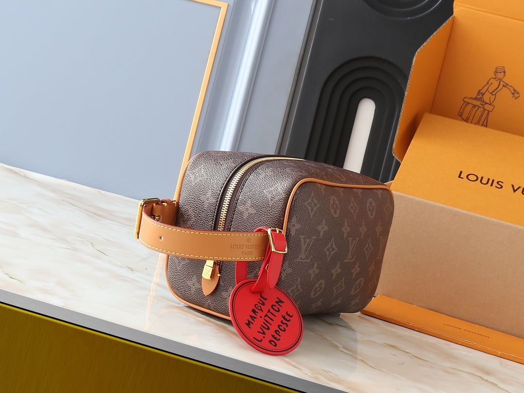 B1R15E69  Popular   leather bag