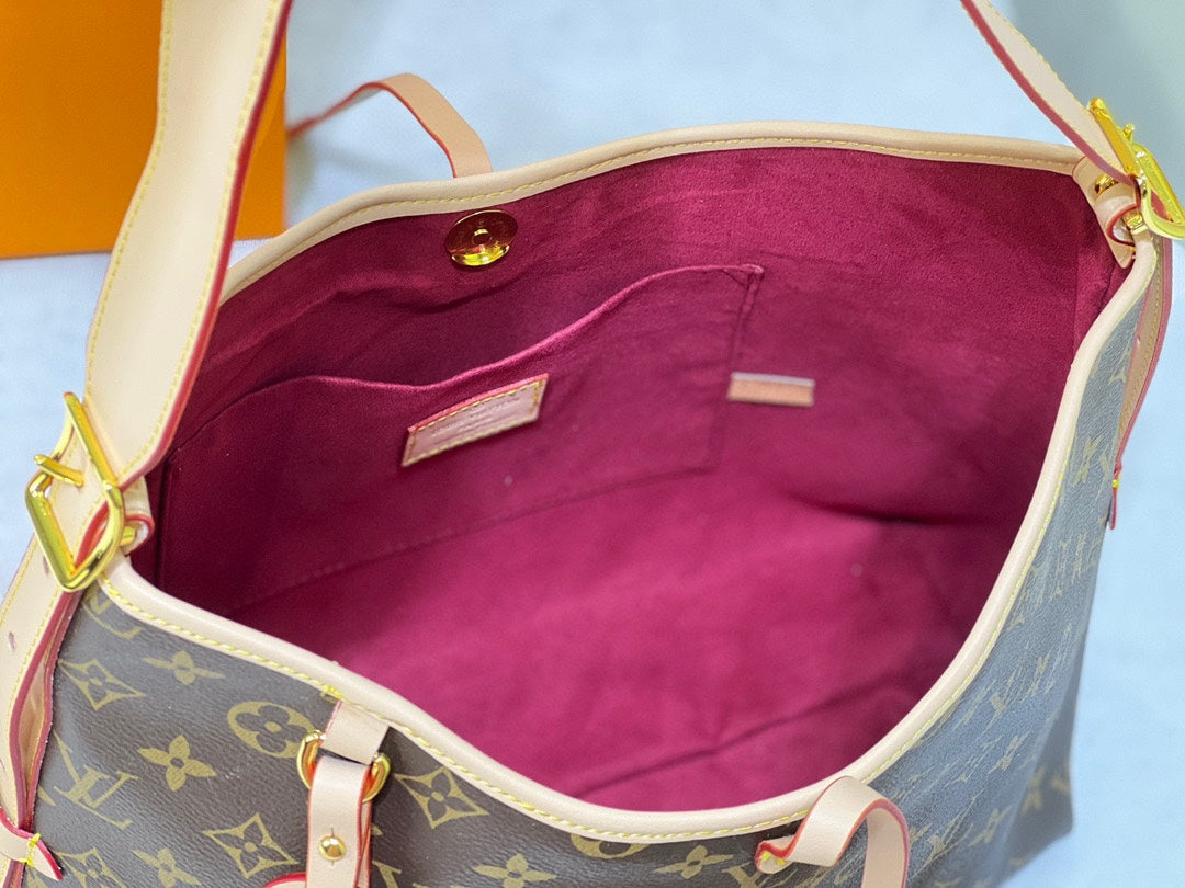 B1X43E147 Popular  leather bag 