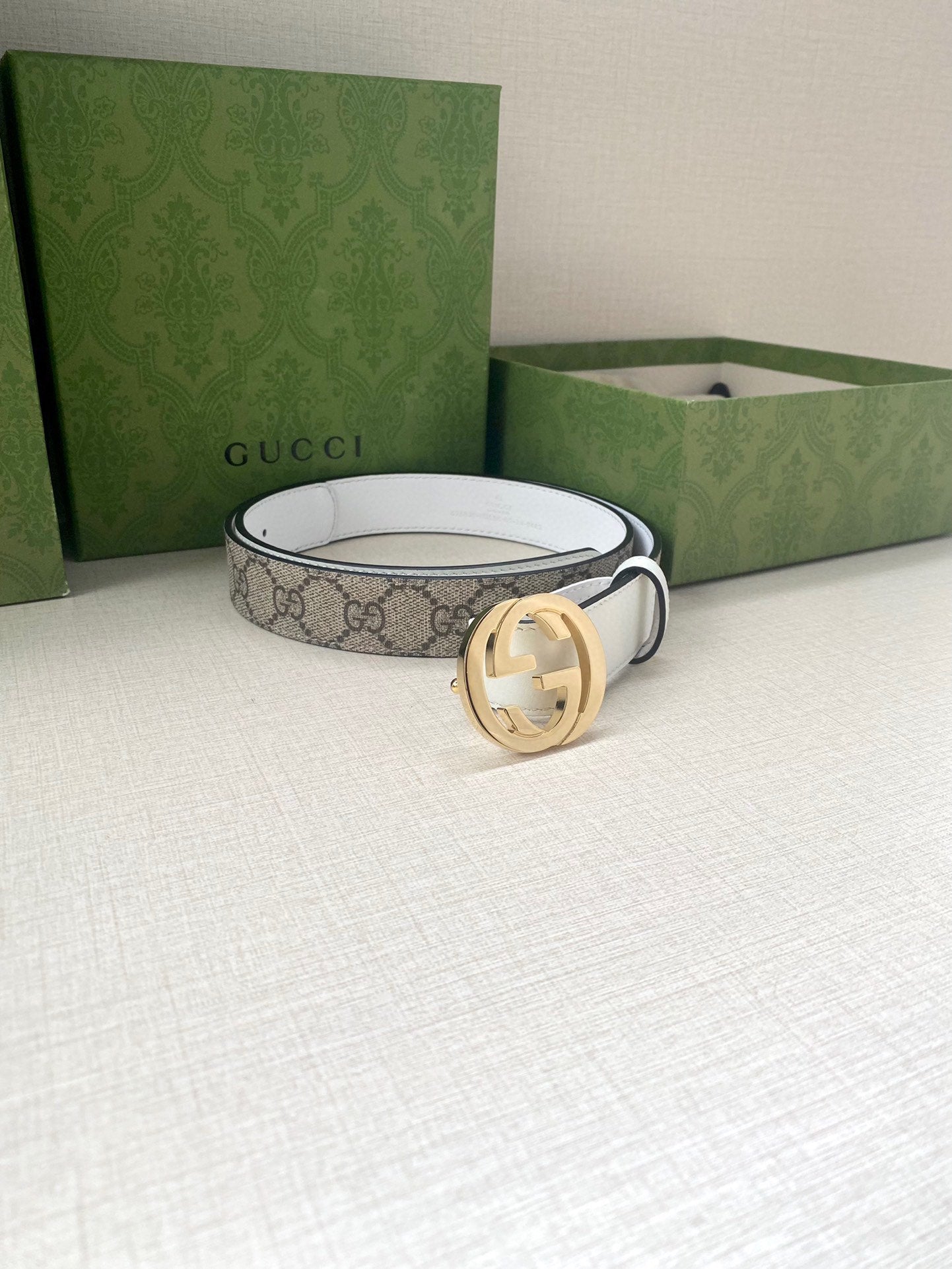 P1W15B152 Popular  High quality belt With full package