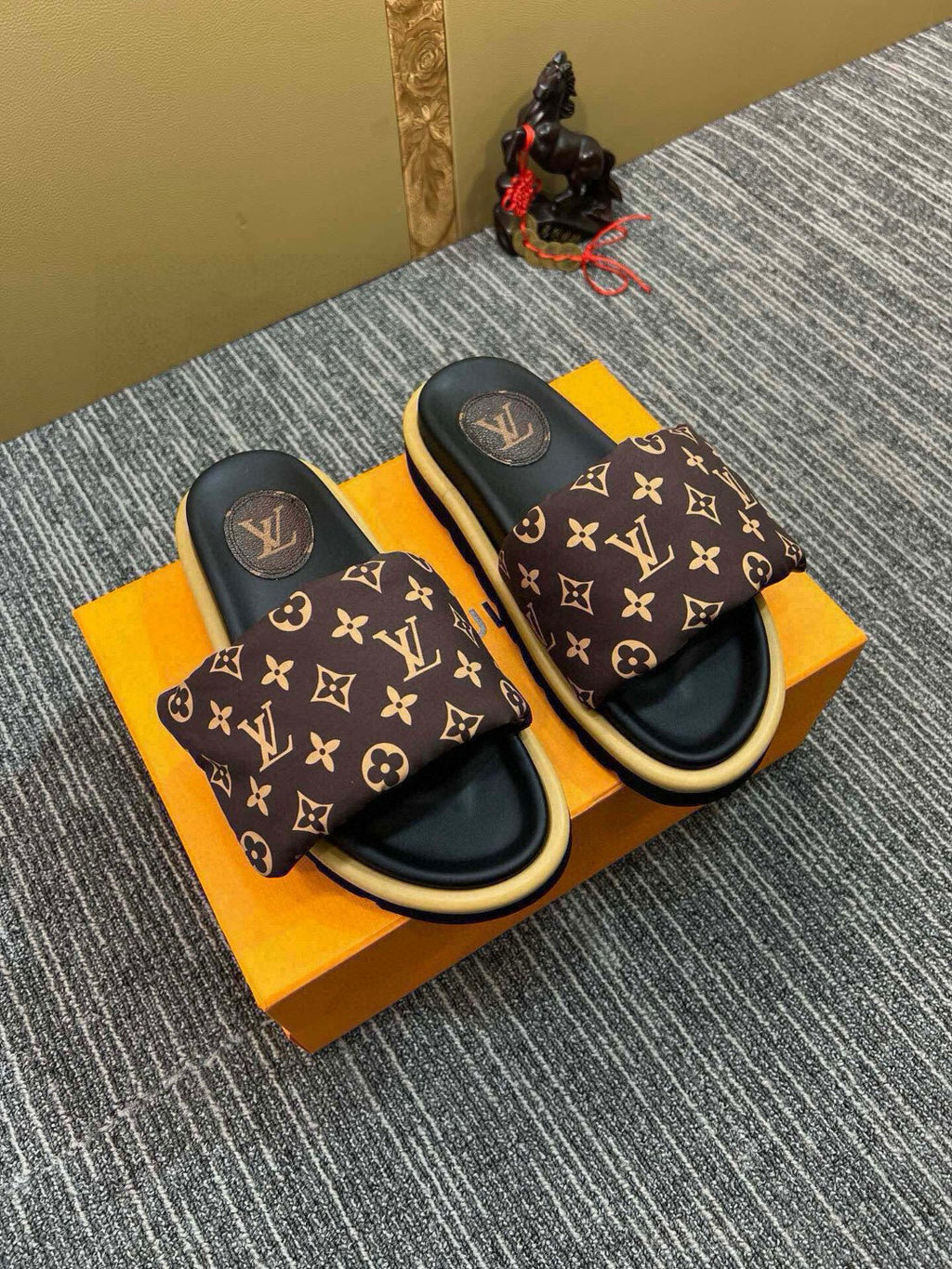 Z5QE12 Popular Slippers