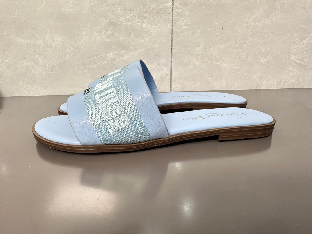 Z1ZD32 Popular slippers