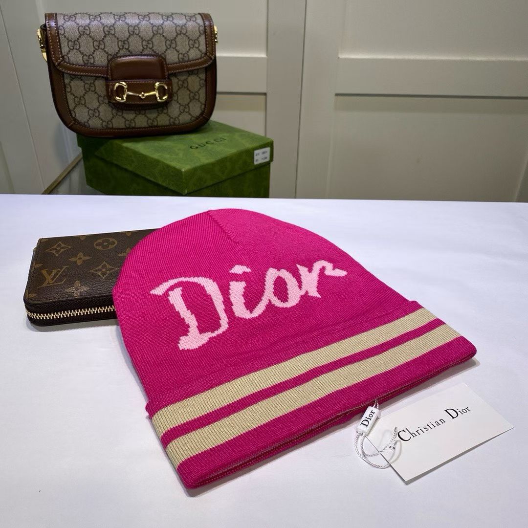 M1R86D59 Popular hats