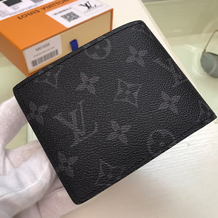 B1P70E15 Popular leather wallets