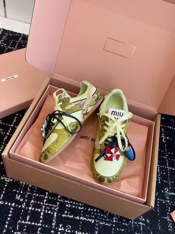 Z2R55A12  Popular high-quality shoes