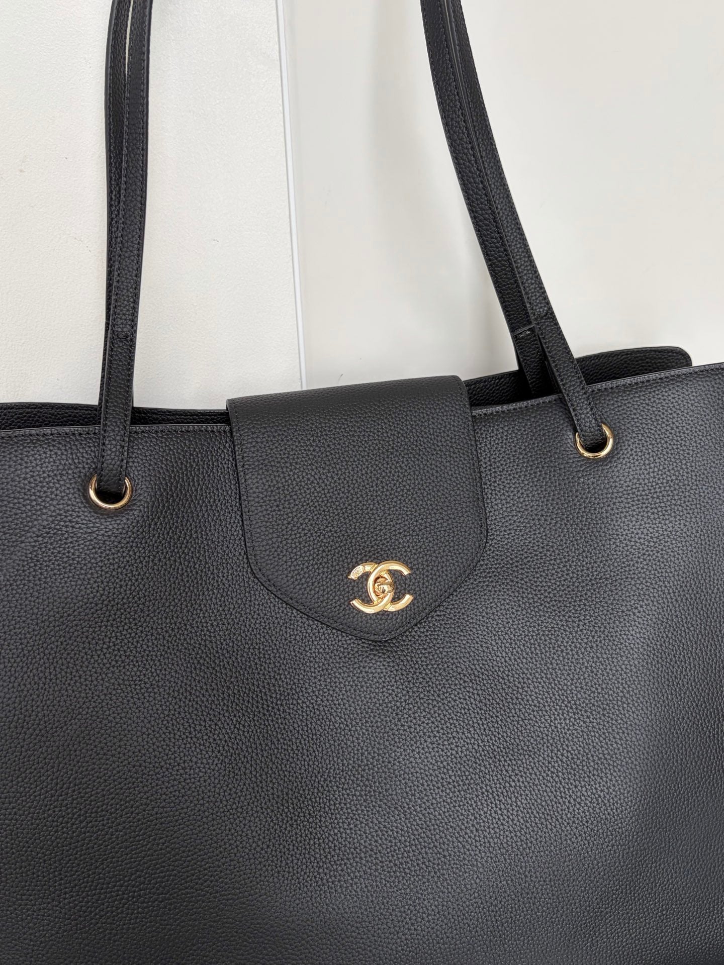B1R76C25 Popular leather bag