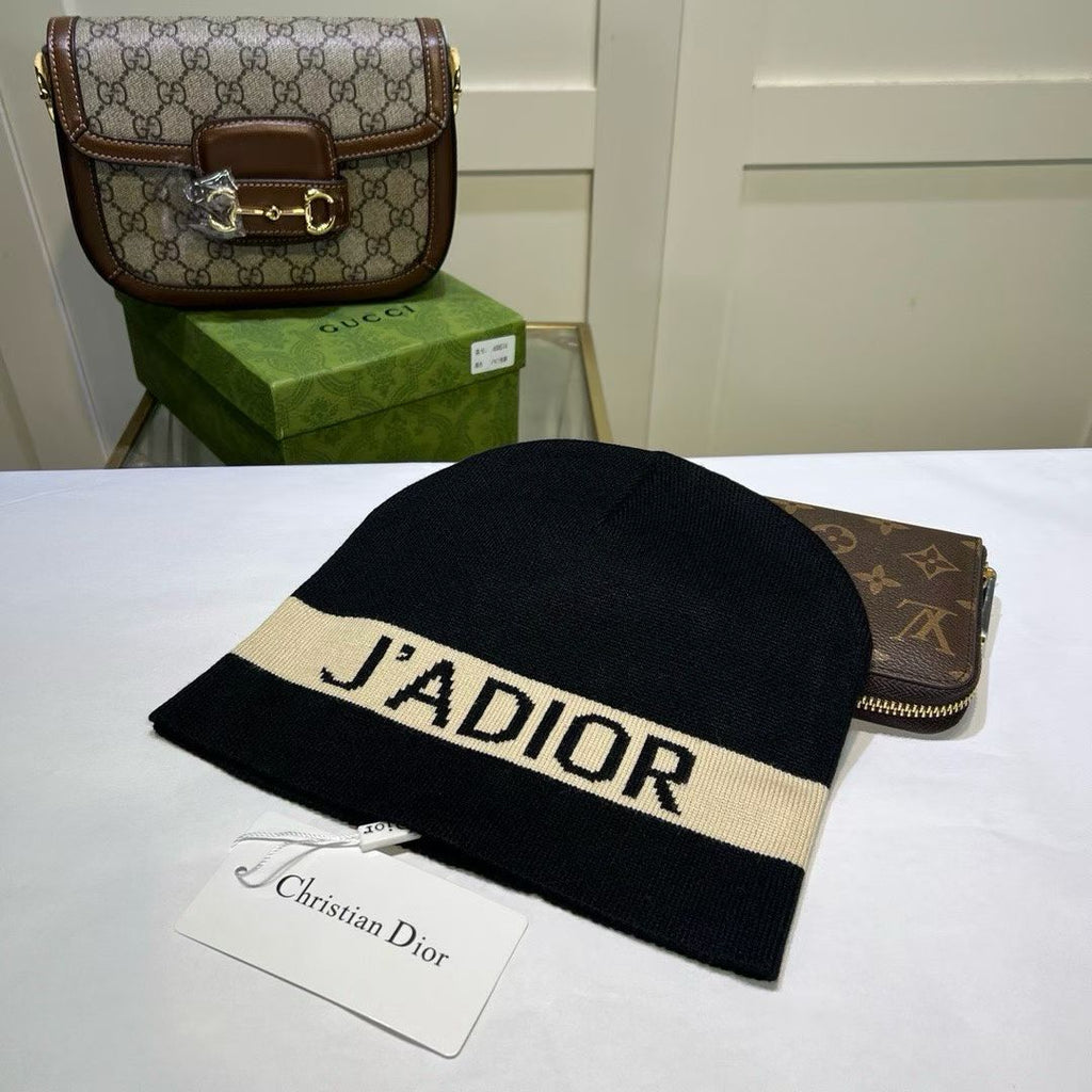 M1R86D100  Popular hats