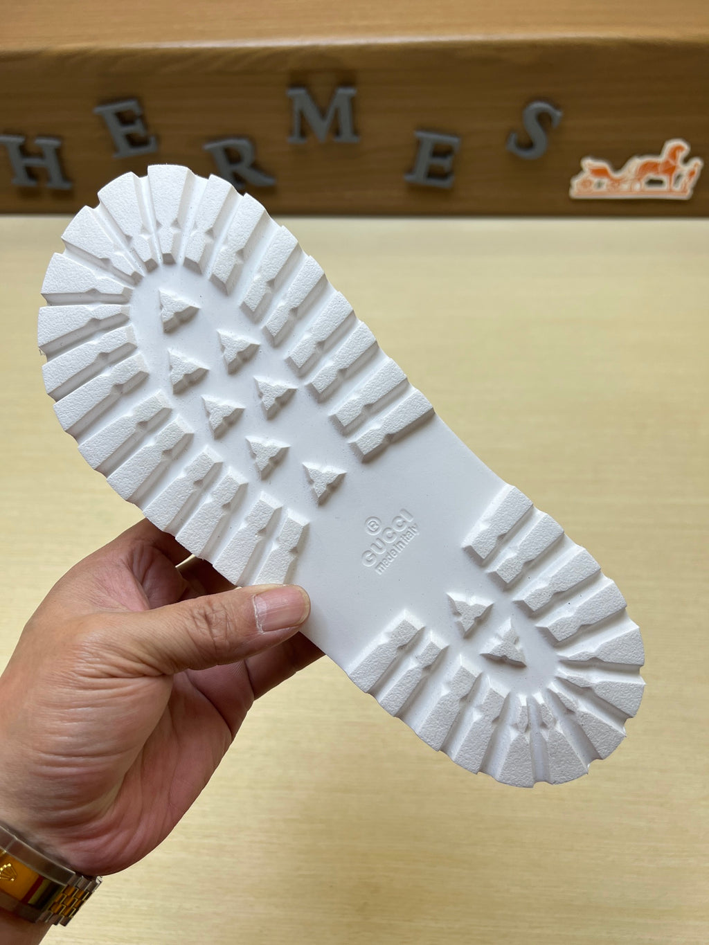Z5R76B1 Popular Slippers