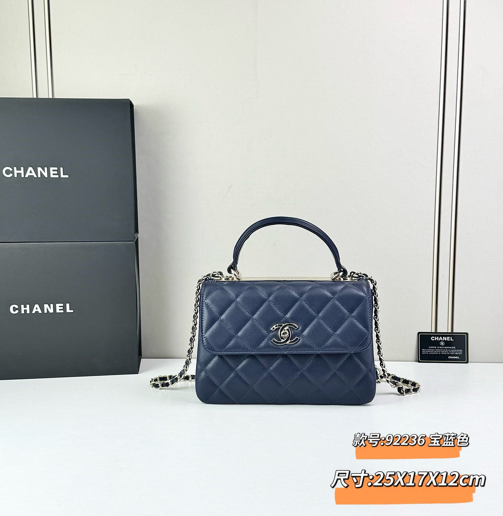 B1X76C7  Popular leather bag