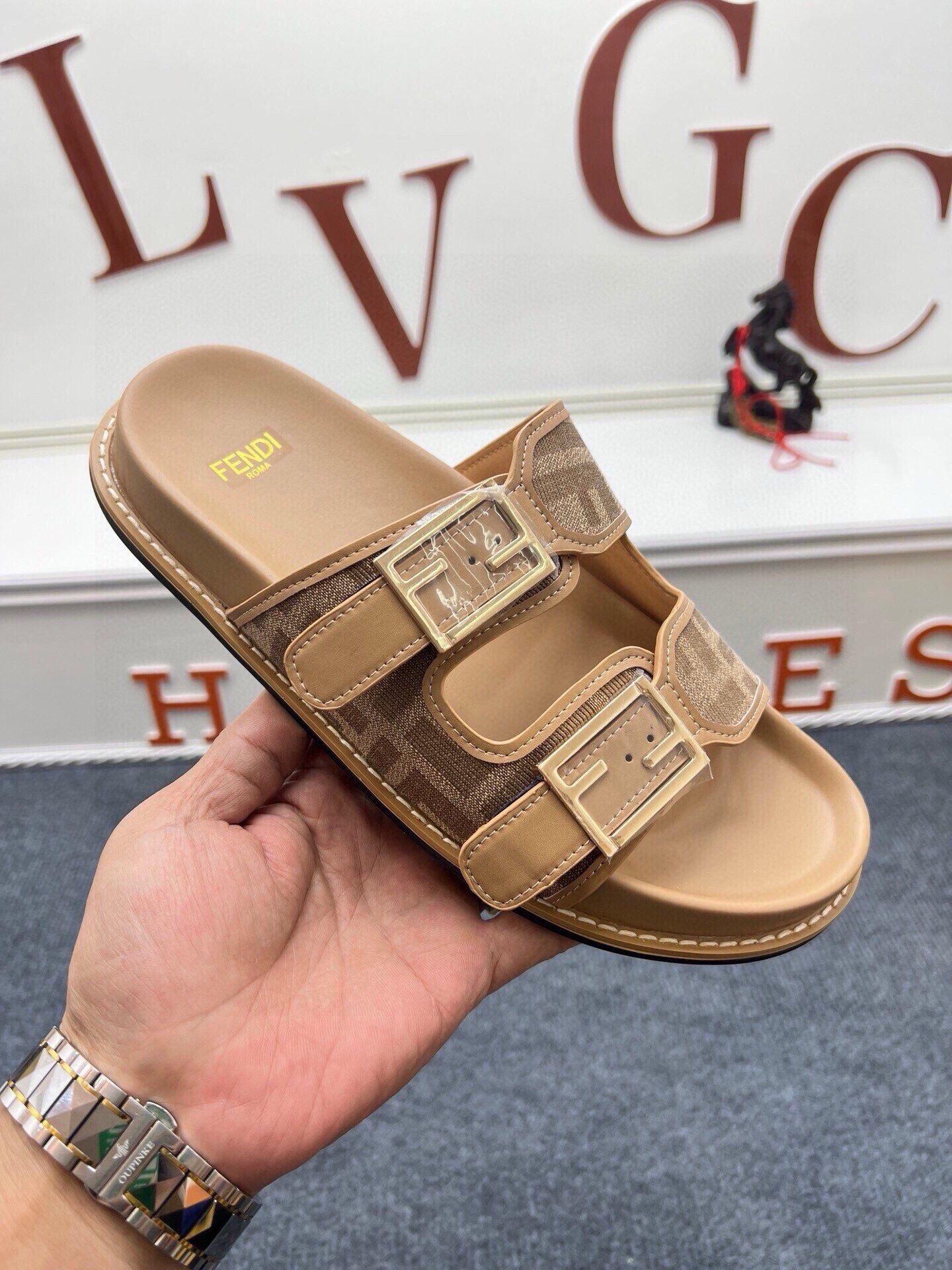 Z5ZF38 Popular slippers