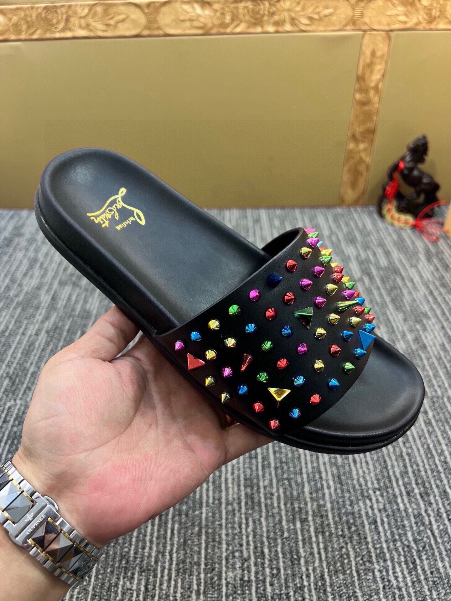 Z5ZA126 Popular slippers