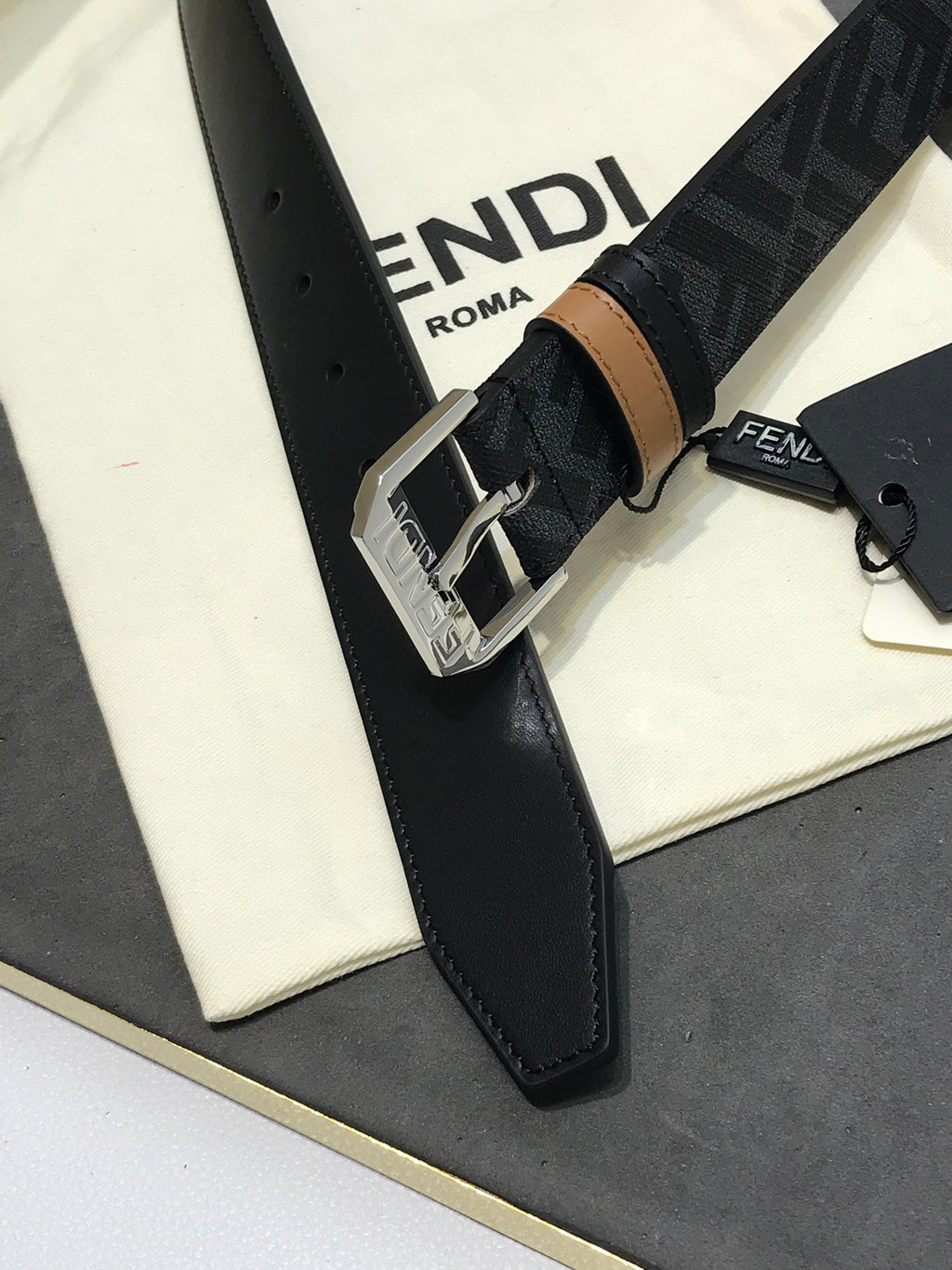 P1Q64F78 Popular   High quality belt With full package