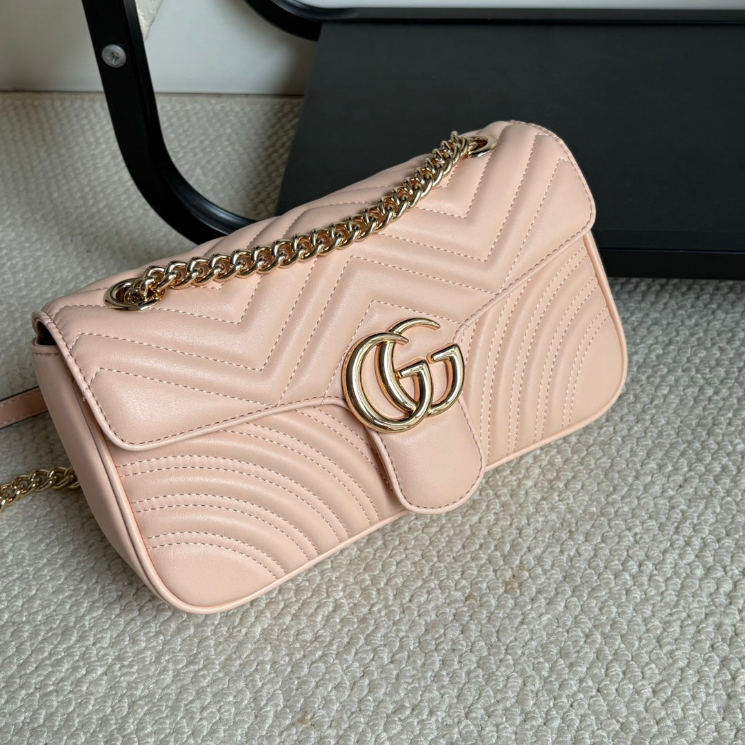 B1P36B69 Popular leather bag