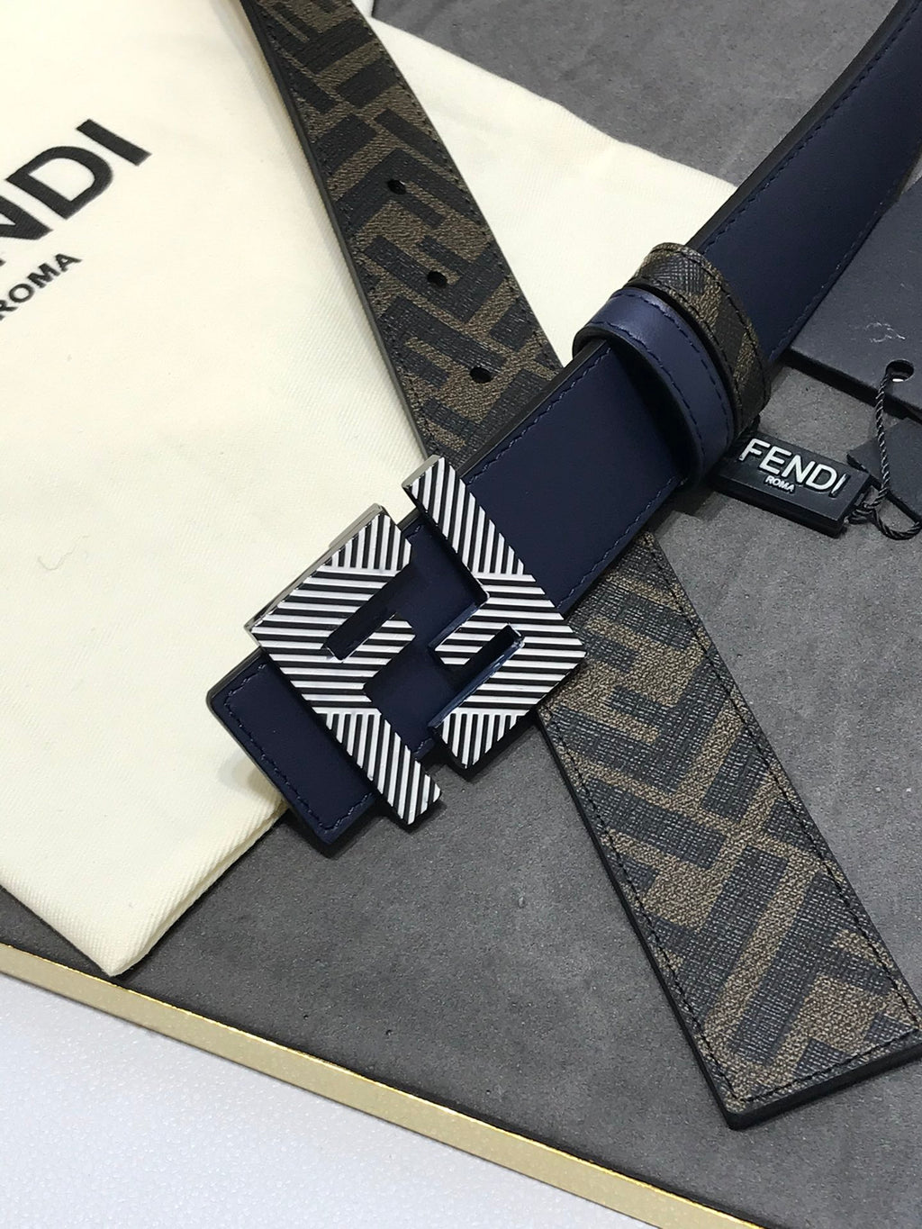 P1Q64F77 Popular   High quality belt With full package
