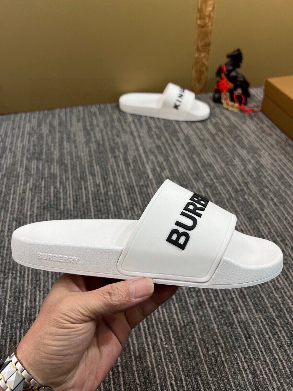 Z5Z35R256 Popular Slippers