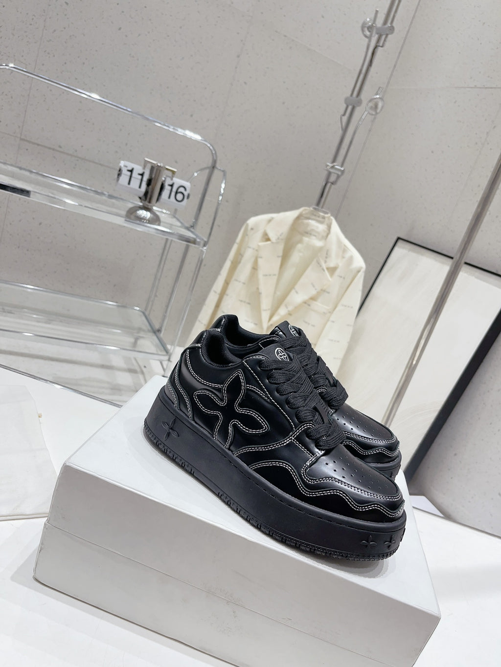 Z1Q105A345 Popular  Shoes