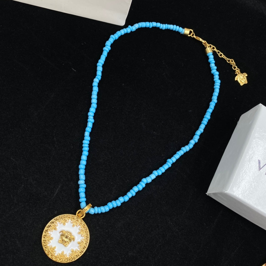 X1Q85V367X Popular Necklaces