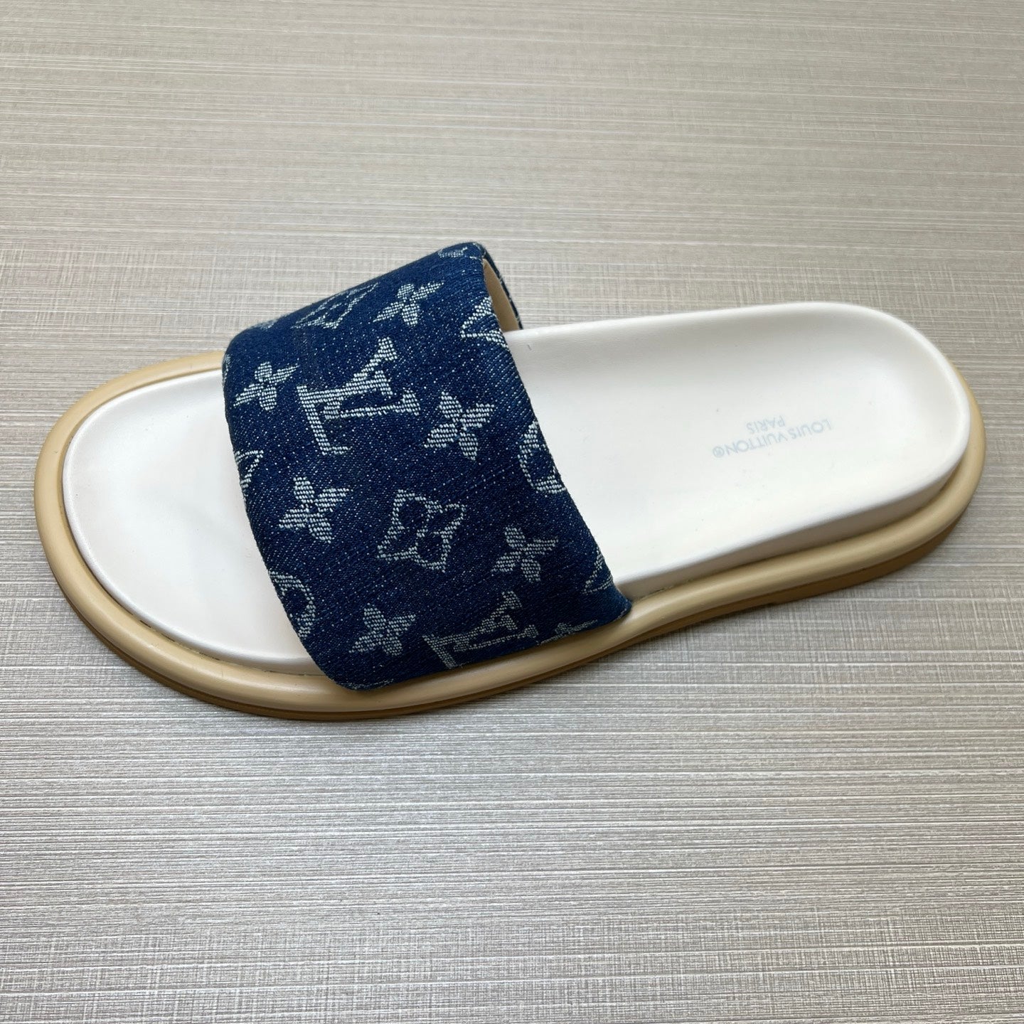 Z5Z35E302 Popular Slippers