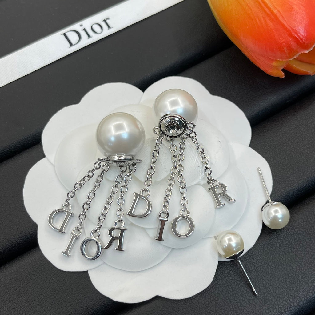 X1Z94D675E Popular Earrings
