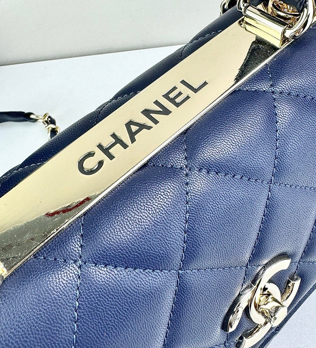 B1X76C7  Popular leather bag