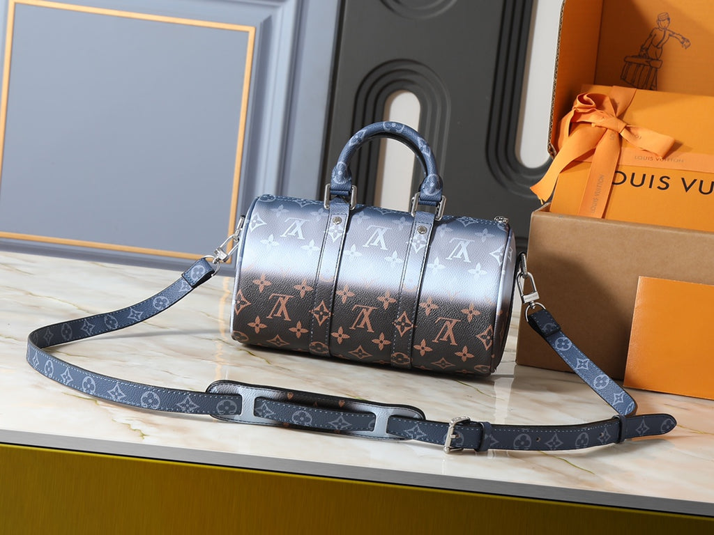 B1P46E30 Popular leather bag