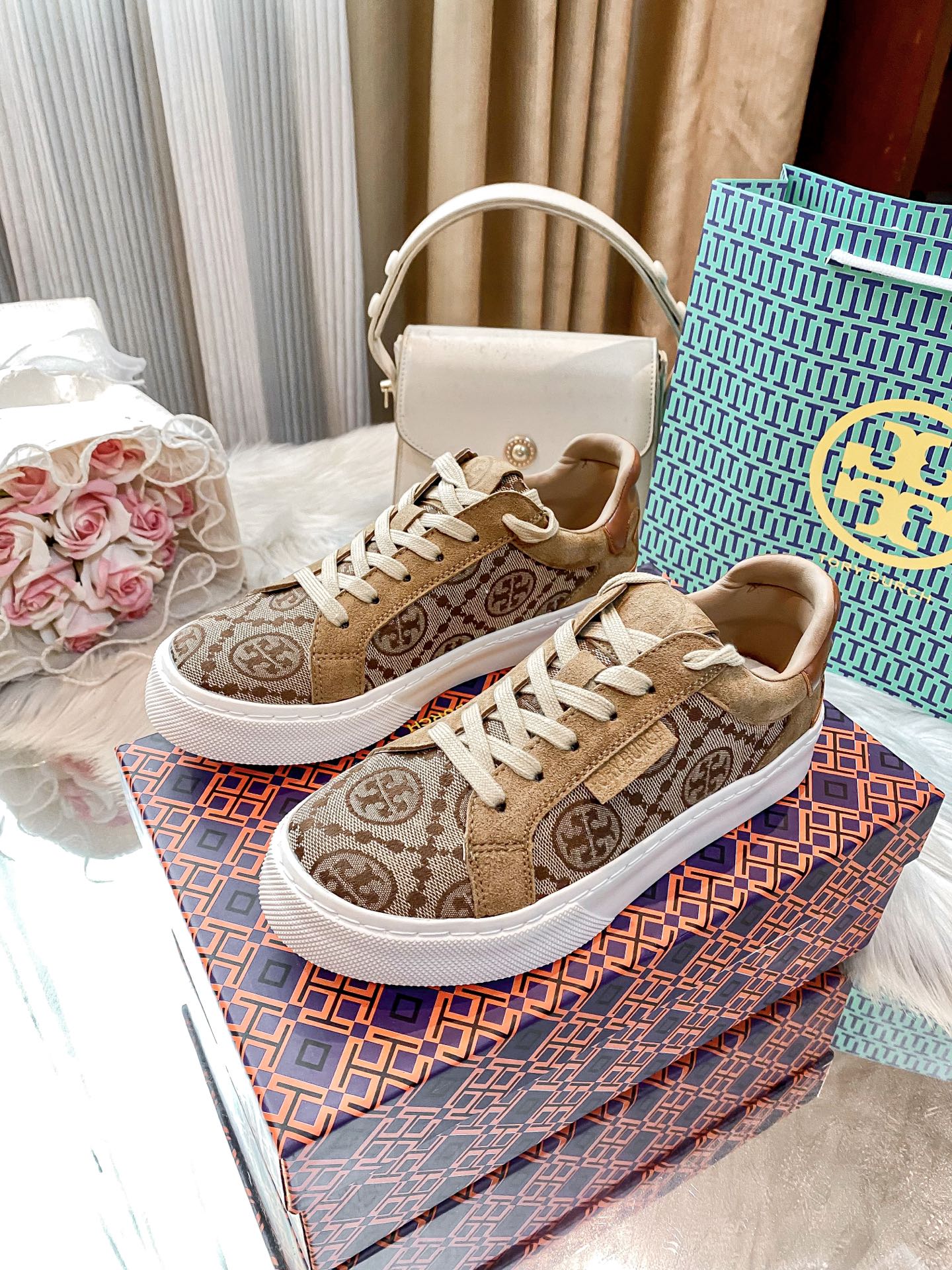 Z1Q105A356 Popular Shoes