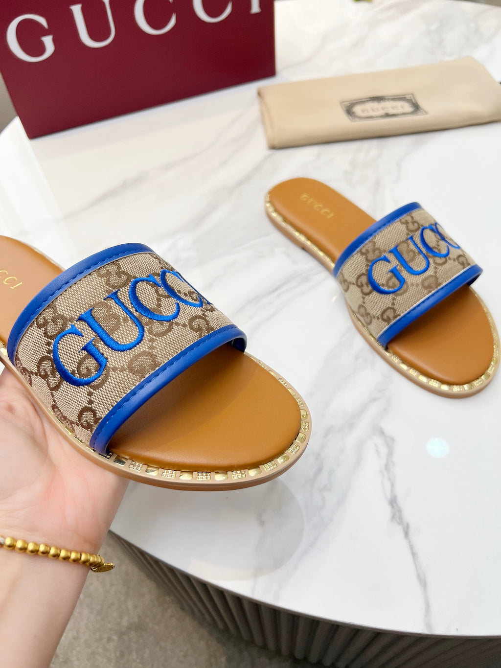 Z2Q55B29 Popular high-quality  Shoes