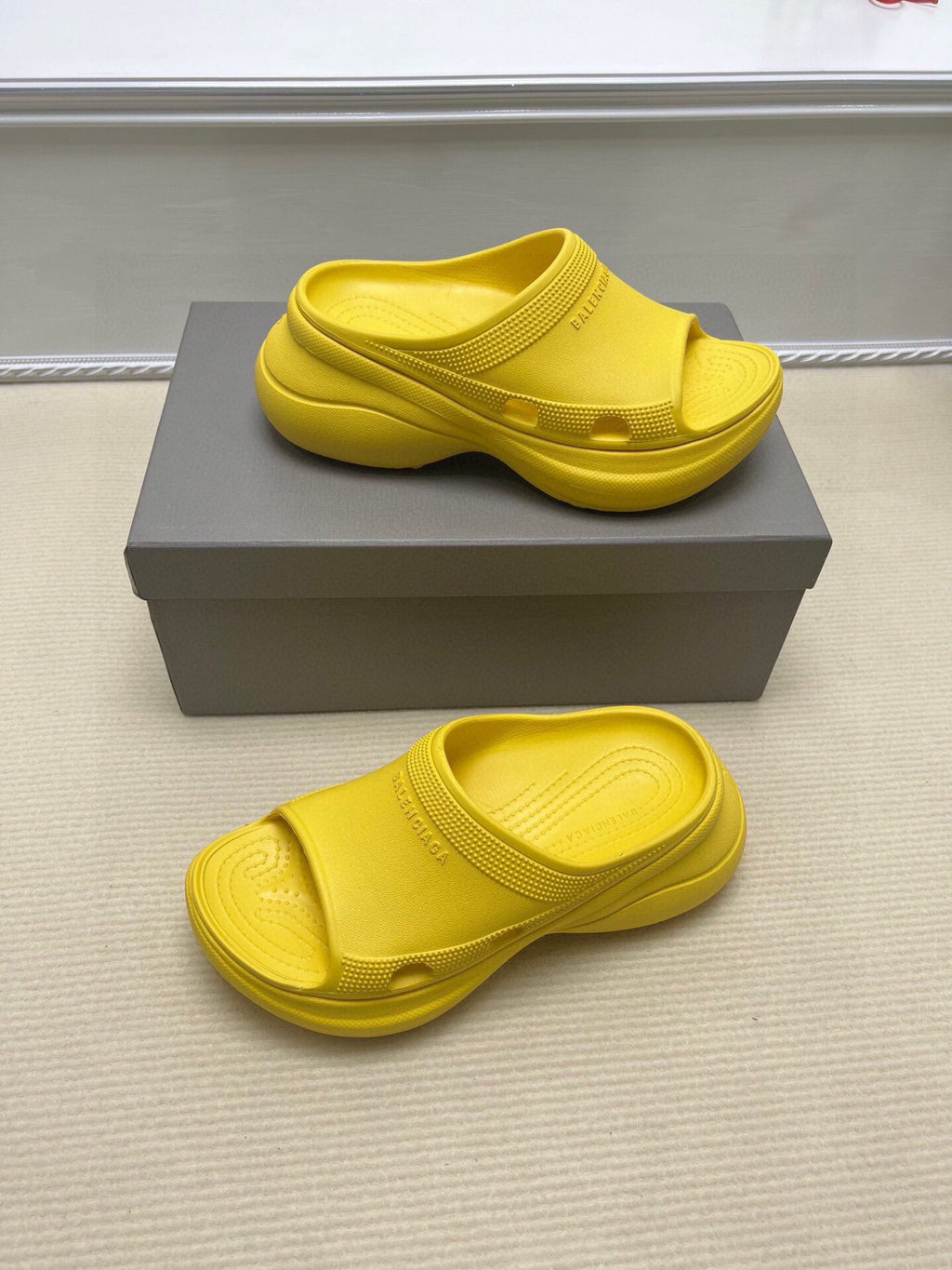 Z5ZJ41 Popular slippers Sole thickness 6cm