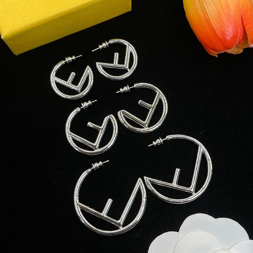 X1Z94F647E Popular  Earrings